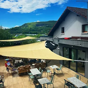 ** Hotel Beaujour & Bonsoir - Restaurant Francia